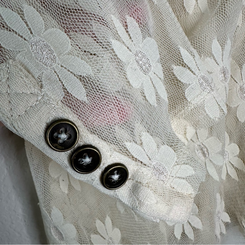 FREE PEOPLE Flower Fields Sheer Button-Front Shirt - Beige - Sz M - Picture 6 of 9